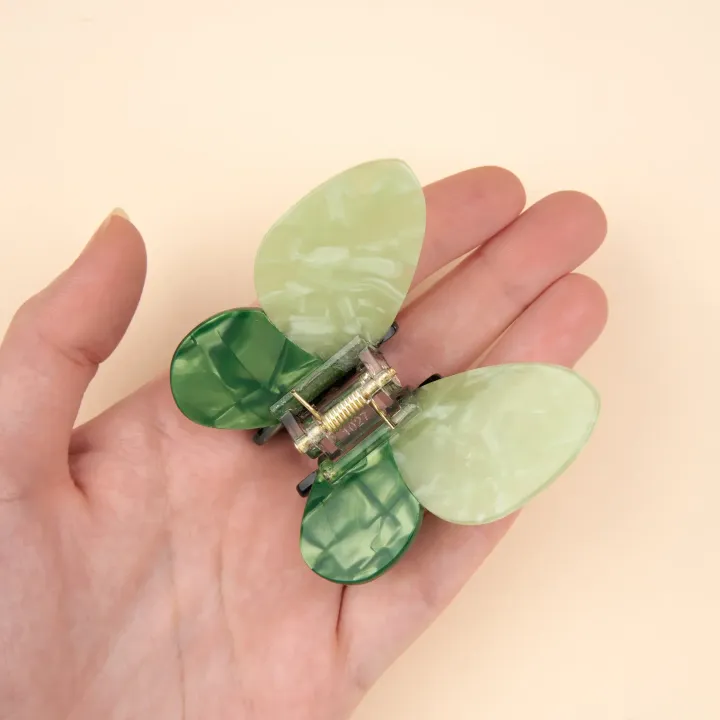 coucou-suzette-accessoire-accessory-cadeau-gift-tendance-mode-trendy-fashion-joli-jardin-lovely-garden-pince-cheveux-hair-claw-printemps-spring-papillon-butterfly-vert-green