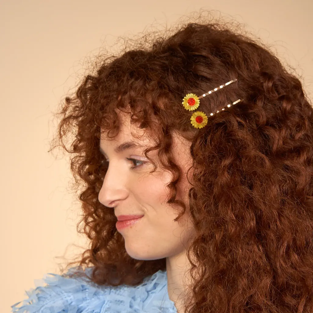 coucou-suzette-accessoire-accessory-cadeau-gift-tendance-trendy-fashion-garden-party-barrette-cheveux-hair-clip-flower-fleur-tournesol-sunflower-porte