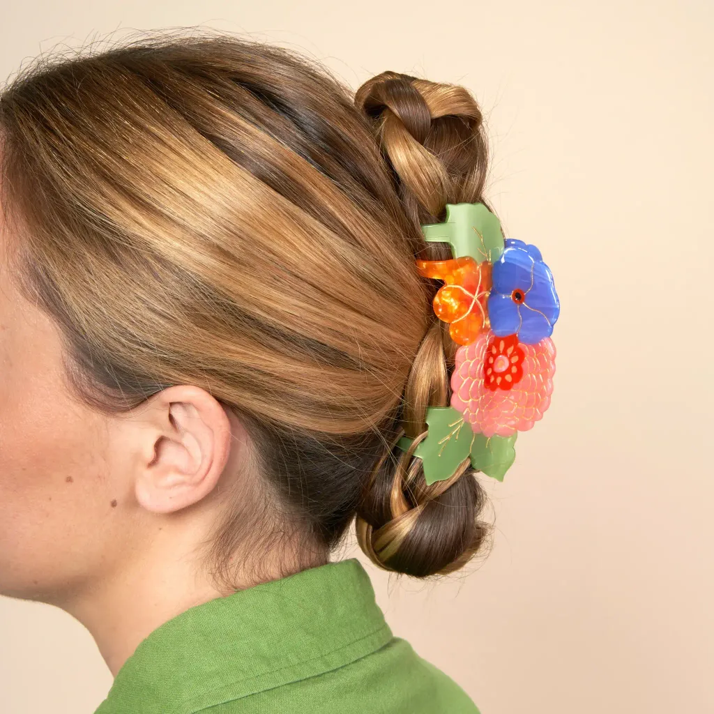 coucou-suzette-accessoire-accessory-cadeau-gift-tendance-trendy-fashion-ete-summer-collab-lucas-du-tertre-grande-pince-cheveux-big-hair-claw-floral-fleurs-flowers-bouquet-bleu-blue-or_ae27fb9c-6f1a-4729-8b8a-09d38129ffc7