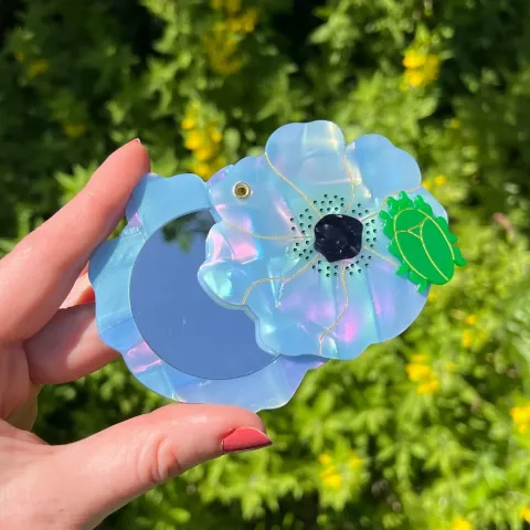 coucou-suzette-accessoire-accessory-cadeau-gift-tendance-trendy-fashion-ete-summer-collab-lucas-du-tertre-miroir-mirror-fleur-flower-bleu-blue-scarabee-beetle-crea1