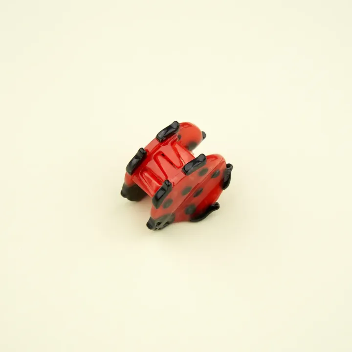 coucou-suzette-accessoire-accessory-cadeau-gift-tendance-mode-trendy-fashion-merveilleuses-bestioles-wonderful-bugs-printemps-spring-mini-pince-cheveux-mini-hairclaw-coccinelle-ladybu_e94a05f2-6b9f-4b36-8b54-e60470bd7567