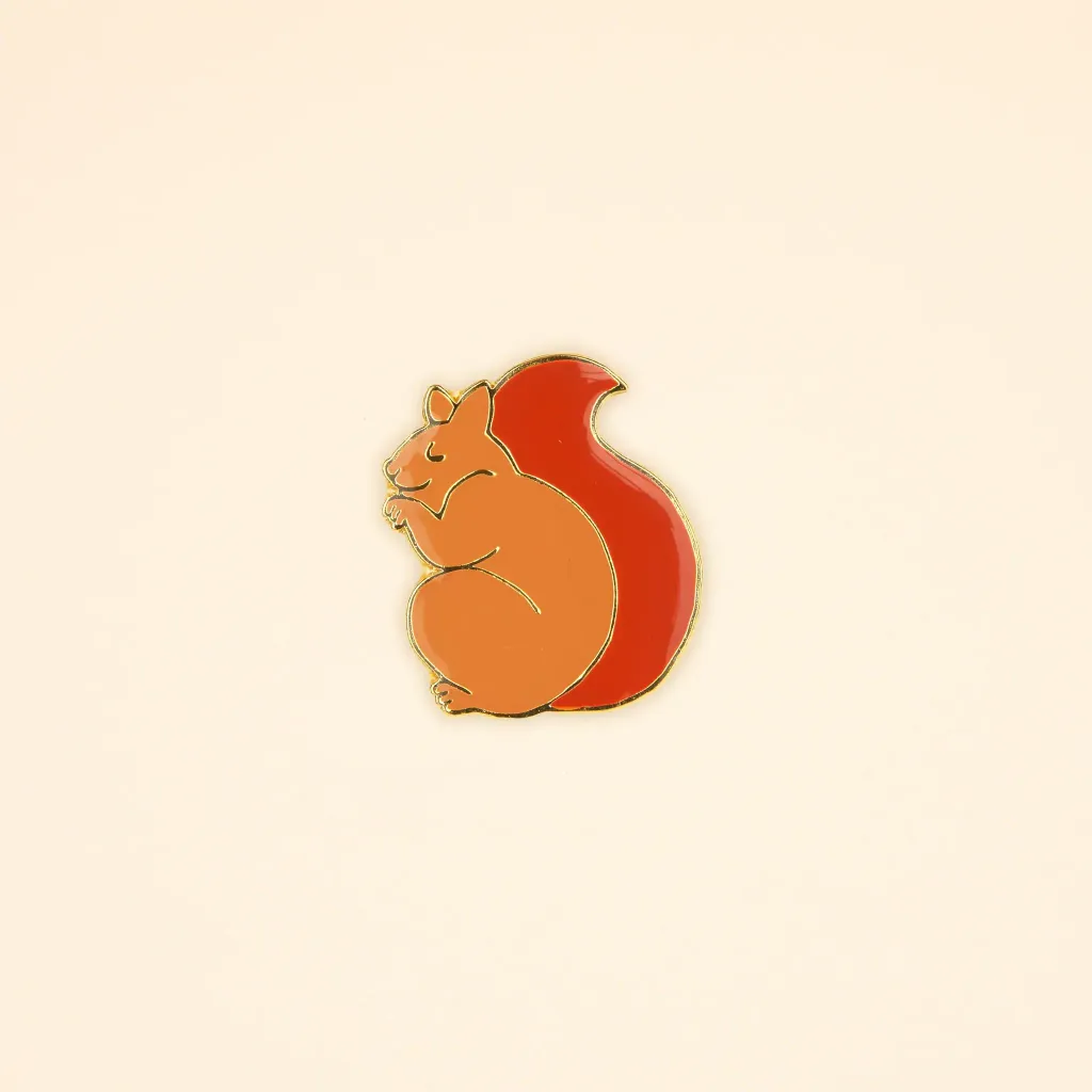 coucou-suzette-accessoire-accessory-cadeau-gift-tendance-trendy-fashion-il-etait-une-fois-once-upon-a-time-autumn-automne-pin-pins-ecureuil-squirrel