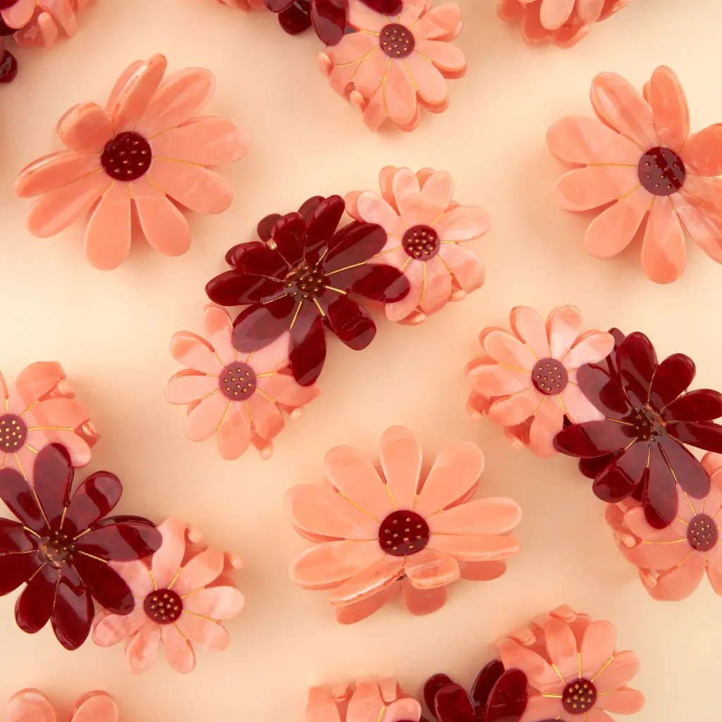 coucou-suzette-accessoire-accessory-cadeau-gift-tendance-trendy-fashion-il-etait-une-fois-once-upon-a-time-autumn-automne-pince-cheveux-hair-claw-xl-large-trio-fleurs-roses-pink-flowe
