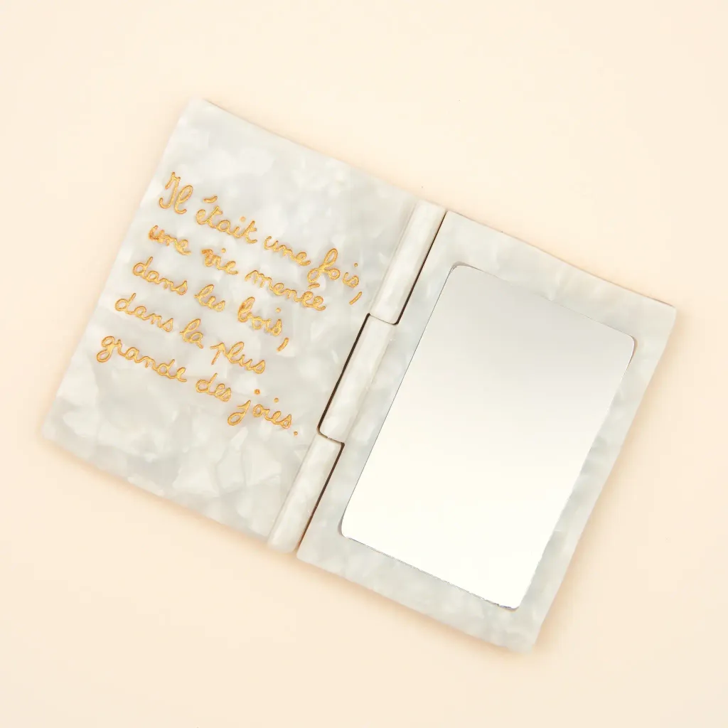 coucou-suzette-accessoire-accessory-cadeau-gift-tendance-trendy-fashion-il-etait-une-fois-once-upon-a-time-autumn-automne-miroir-mirror-livre-book2