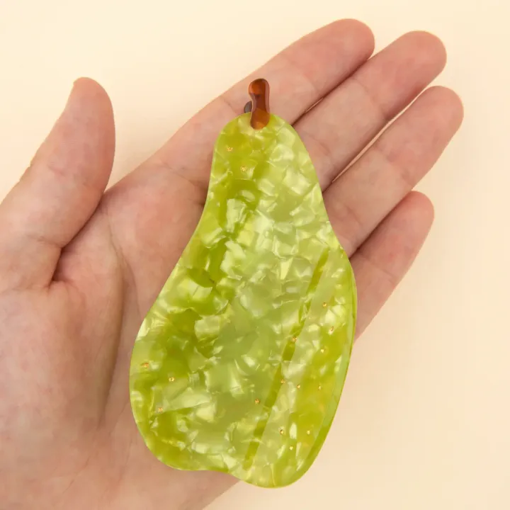 coucou-suzette-accessoire-accessory-cadeau-gift-tendance-trendy-fashion-il-etait-une-fois-once-upon-a-time-autumn-automne-pince-cheveux-hair-claw-poire-pear-vert-green2_22ab8c4e-986b-4dfd-9746-80961e97d144