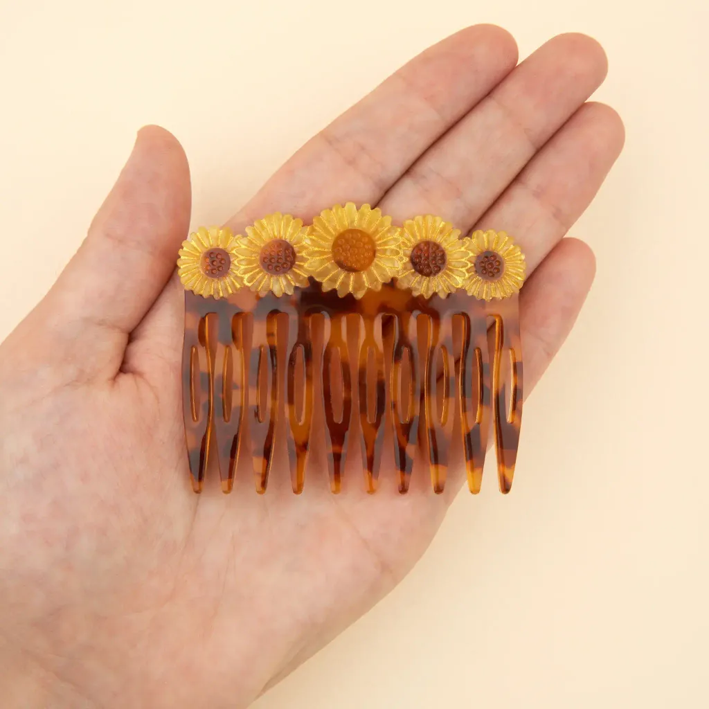 coucou-suzette-accessoire-accessory-cadeau-gift-tendance-trendy-fashion-il-etait-une-fois-once-upon-a-time-autumn-automne-peignes-coiffure-hairbrush-set-tournesol-sunflower-jaune-yell_08c078e3-5690-4111-9d03-c856c5d55d65