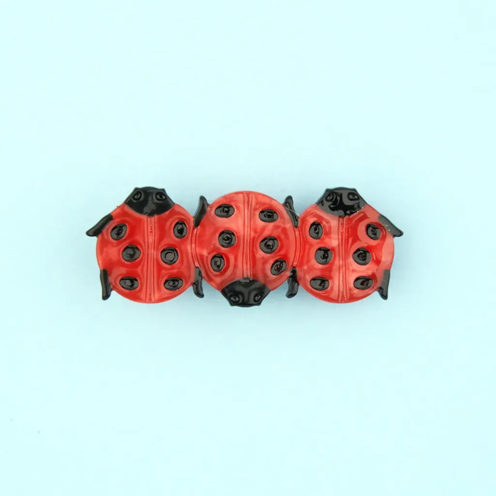 coucou-suzette-accessoire-accessory-cadeau-gift-tendance-mode-trendy-fashion-merveilleuses-bestioles-wonderful-bugs-printemps-spring-barrette-hairclip-coccinelle-ladybug-ladybird-red_a8cf1a38-86f2-4392-bb1a-908f0b29f649