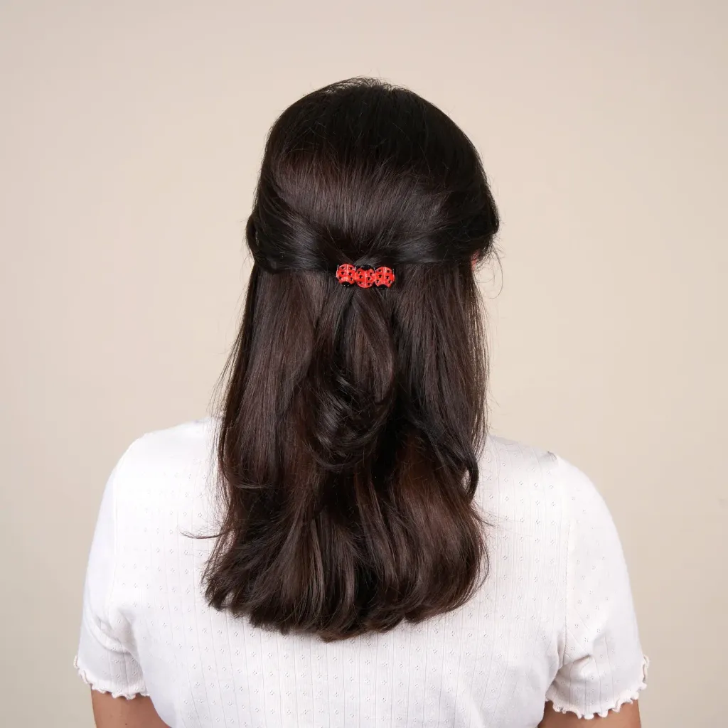 coucou-suzette-accessoire-accessory-cadeau-gift-tendance-mode-trendy-fashion-merveilleuses-bestioles-wonderful-bugs-printemps-spring-barrette-hairclip-coccinelle-ladybug-ladybird-red_7f903102-a2d1-41bd-a40e-3f4b0f56b8ba