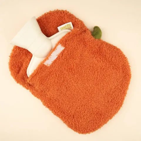 coucou-suzette-accessoire-accessory-cadeau-gift-tendance-mode-trendy-fashion-cueillette-automne-autumn-picking-harvest-home-maison-bouillote-hot-water-bottle-citrouille-pumpkin-orange_f5a08847-ac66-4140-9c9d-695e7aefbc7f