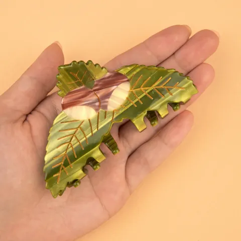 coucou-suzette-accessoire-accessory-cadeau-gift-tendance-mode-trendy-fashion-cueillette-automne-autumn-picking-harvest-pince-cheveux-hair-claw-acetate-chataigne-chestnut-feuille-leaf_6f687de3-217d-487e-bf6d-07ab64bbfe3b