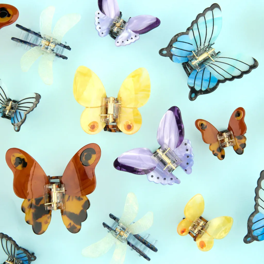coucou-suzette-accessoire-accessory-cadeau-gift-tendance-mode-trendy-fashion-merveilleuses-bestioles-wonderful-bugs-pince-cheveux-hairclaw-papillon-butterfly-Banniere-Carre-HD_53f84d0