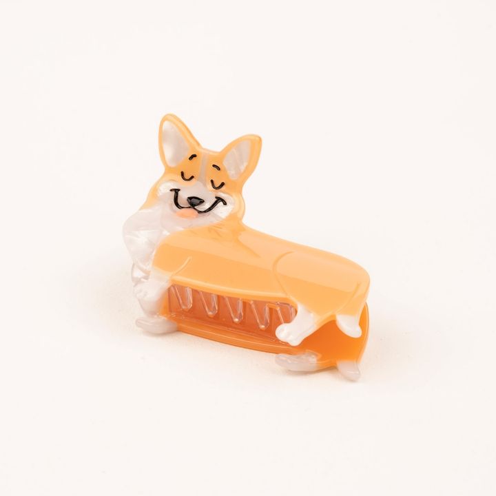 3706