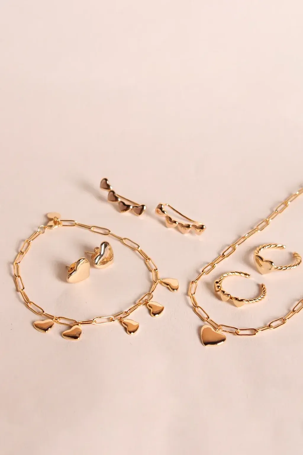 sacha-all-waekura_7135b6ec-7b55-4101-9ff9-a8a32f6a569b