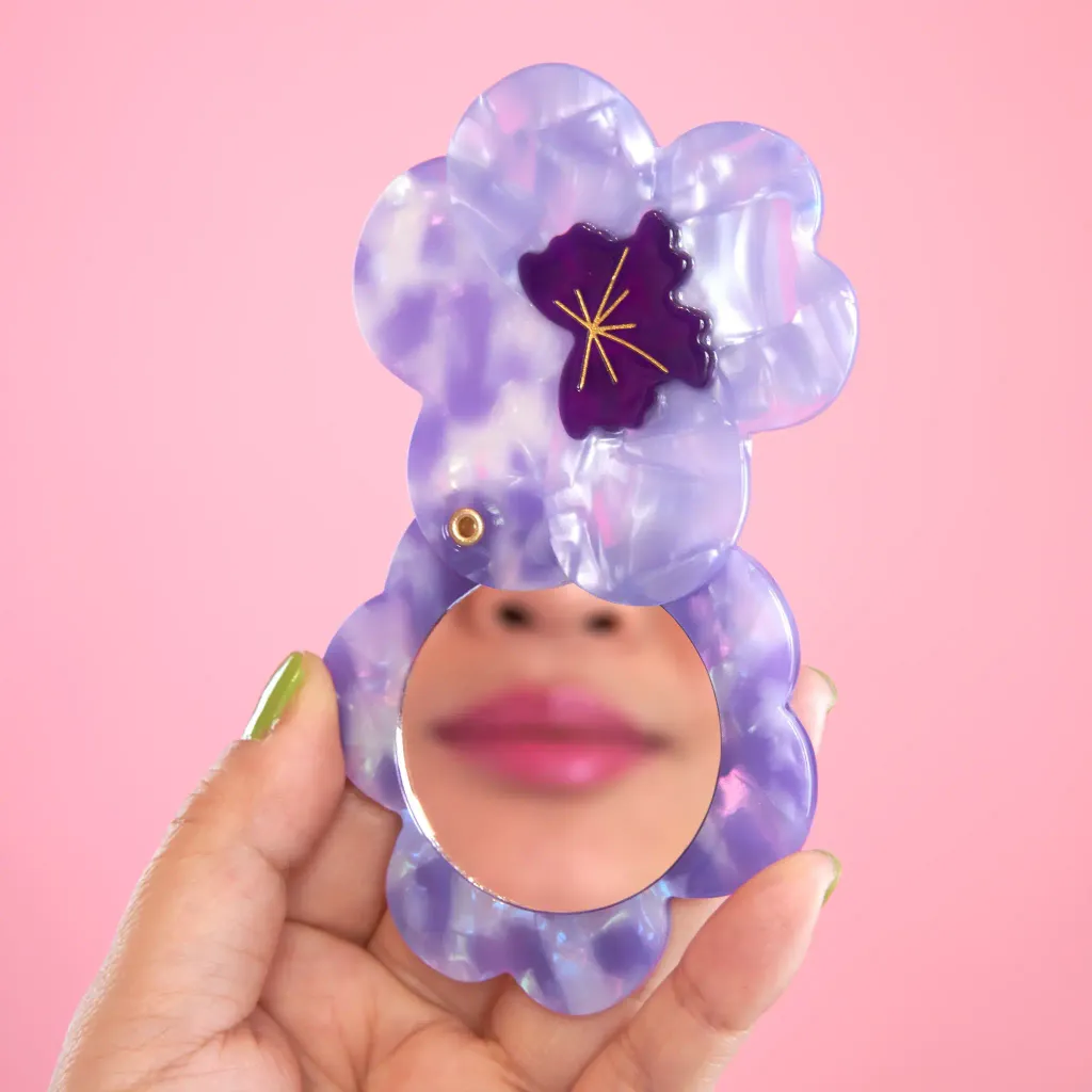 coucou-suzette-accessoire-accessory-cadeau-gift-tendance-mode-trendy-fashion-joli-jardin-lovely-garden-printemps-spring-miroir-mirror-fleur-flower-pensee-mauve-purple-pansy-crea