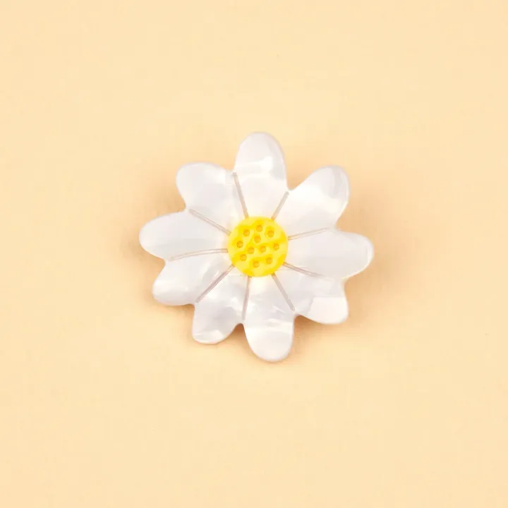 coucou-suzette-accessoire-accessory-cadeau-gift-tendance-mode-trendy-fashion-joli-jardin-lovely-garden-printemps-spring-broche-brooch-fleur-flower-paquerette-daisy-blanc-white