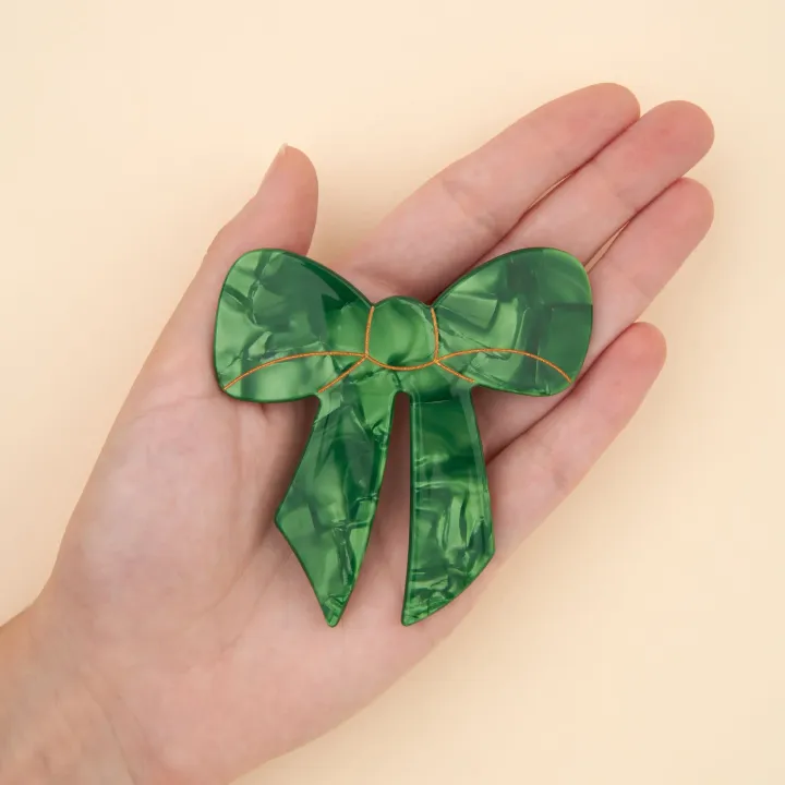 coucou-suzette-accessoire-accessory-cadeau-gift-tendance-mode-trendy-fashion-noel-christmas-winter-hiver-chalet-fete-festive-season-holidays-french-barrette-cheveux-hair-clip-acetate_7ee5a752-ae81-4264-929d-02bd4a8251f6