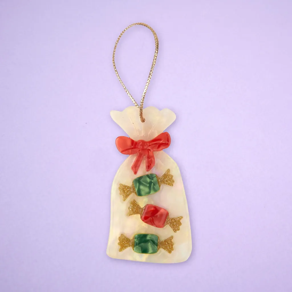 coucou-suzette-accessoire-accessory-cadeau-gift-tendance-mode-trendy-fashion-festin-festif-noel-christmas-holidays-deco-sapin-tree-papillote-crackers-red-rouge-green-vert1