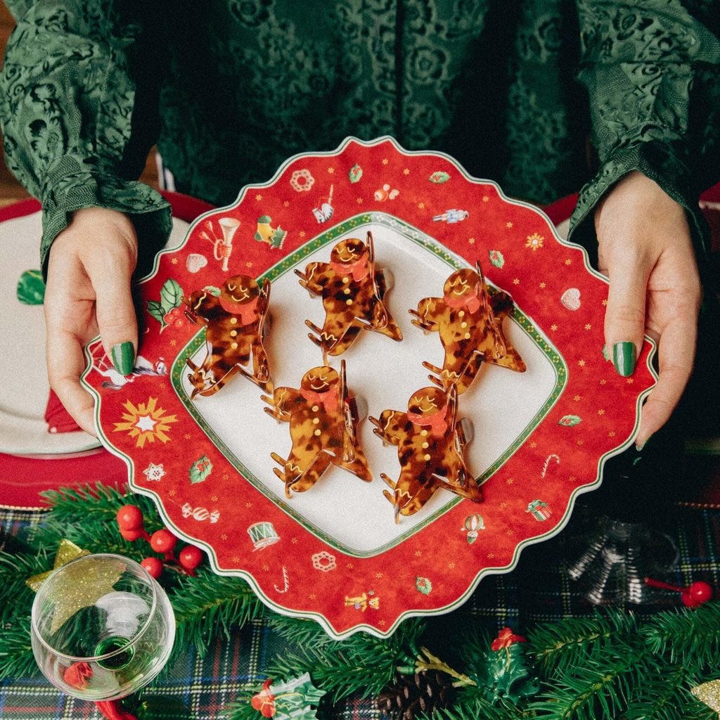 coucou-suzette-accessoire-accessory-cadeau-gift-pince-cheveux-hairclaw-gingerman-noel-christmas-crea-2025