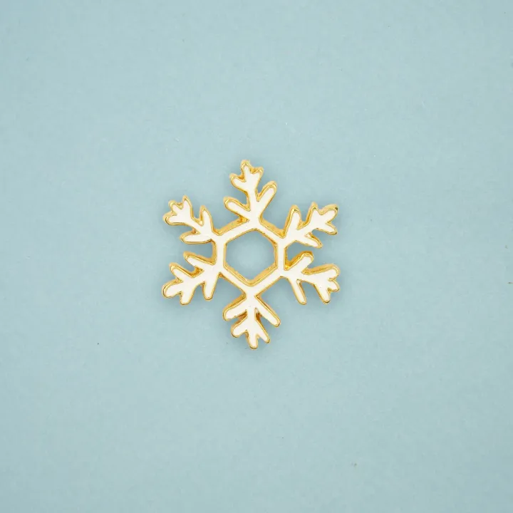 coucou-suzette-accessoire-accessory-cadeau-gift-tendance-mode-trendy-fashion-noel-christmas-winter-hiver-chalet-fete-festive-season-holidays-pin-pins-flocon-snowflake-paillettes-glitt_ff0e0b23-ab4e-4872-b829-06b33d1705e2