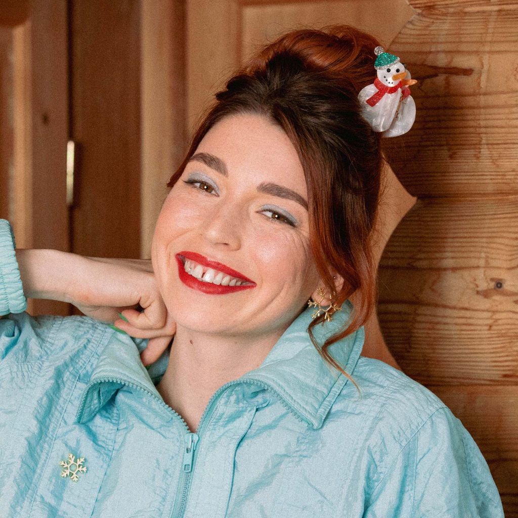 coucou-suzette-accessoire-accessory-cadeau-gift-tendance-mode-trendy-fashion-noel-christmas-winter-hiver-chalet-fete-festive-season-holidays-pince-cheveux-hair-claw-acetate-bonhomme-n_faeb4adf-b563-43d2-ab61-9cf3f7f2d0b9