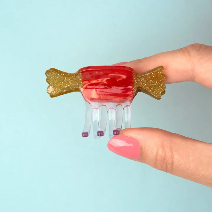 coucou-suzette-accessoire-accessory-cadeau-gift-tendance-mode-trendy-fashion-festin-festif-noel-christmas-holidays-pince-cheveux-mini-hair-claw-papillote-crackers-red-rouge-gold-dore_8f0cea2d-85c8-4ad2-b590-338464c16799