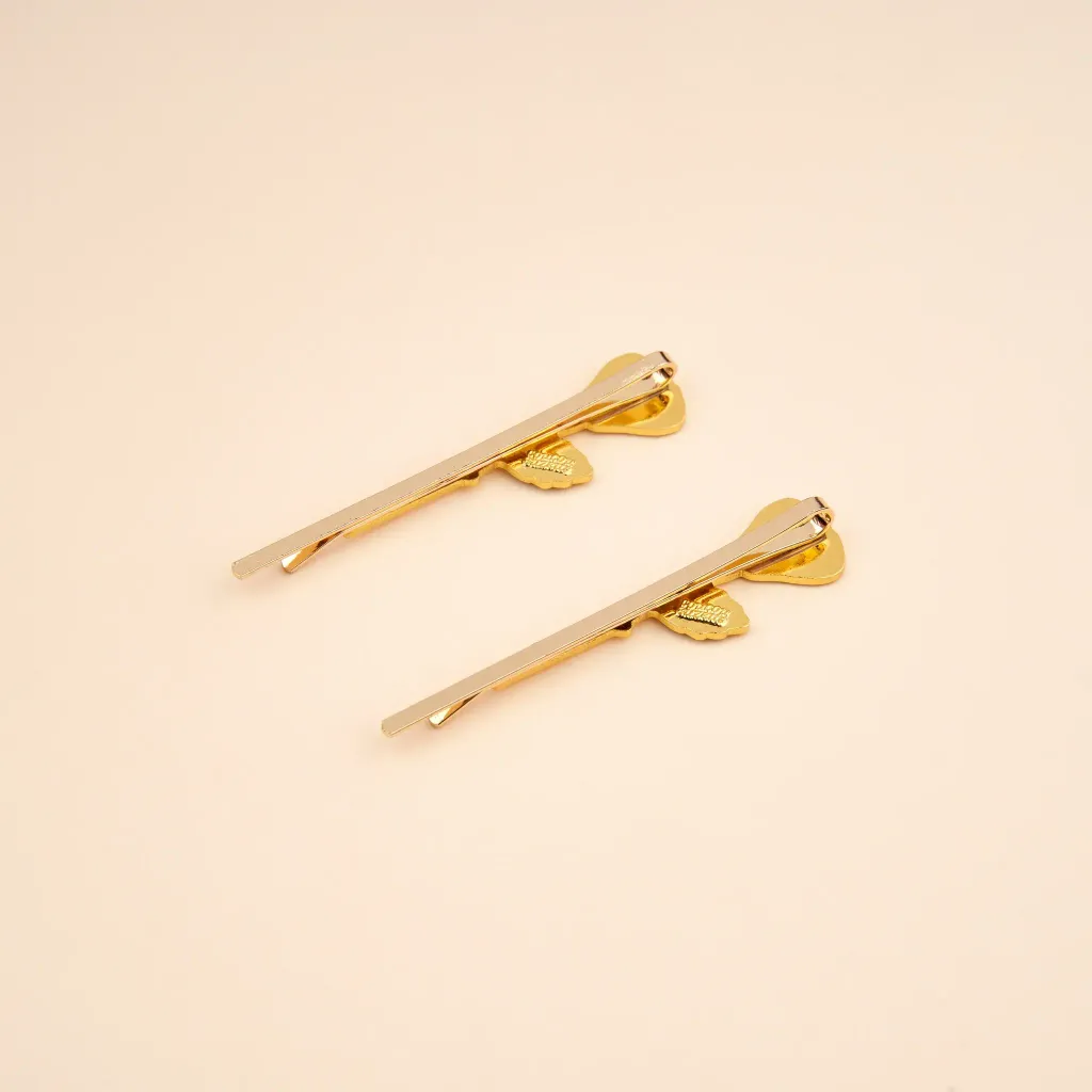 coucou-suzette-accessoire-accessory-cadeau-gift-tendance-mode-trendy-fashion-saint-valentin-valentin-day-rendez-vous-galant-duo-barrette-cheveux-hair-clip-rose-rouge-red-flower-fleurs_0948c13f-a18e-4579-8883-4c76e922b1e2