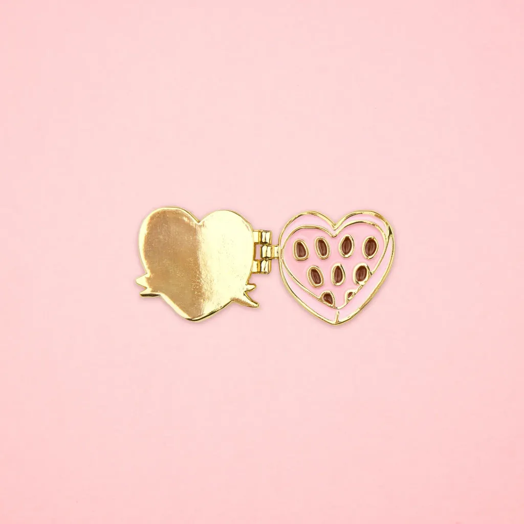 coucou-suzette-accessoire-accessory-cadeau-gift-tendance-mode-trendy-fashion-saint-valentin-valentin-day-rendez-vous-galant-pins-boite-chocolat-chocolate-box-rose-pink1