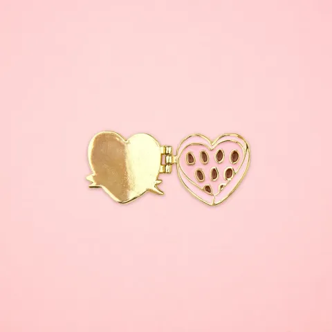 coucou-suzette-accessoire-accessory-cadeau-gift-tendance-mode-trendy-fashion-saint-valentin-valentin-day-rendez-vous-galant-pins-boite-chocolat-chocolate-box-rose-pink1