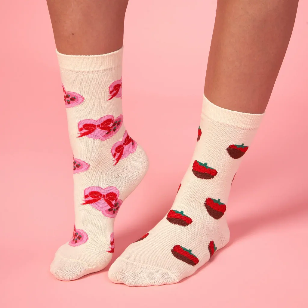 coucou-suzette-accessoire-accessory-cadeau-gift-tendance-mode-trendy-fashion-saint-valentin-valentin-day-rendez-vous-galant-chaussettes-socks-cotton-made-in-france-boite-chocolat-choc_813a5826-70db-40d7-bab2-795e577b1008