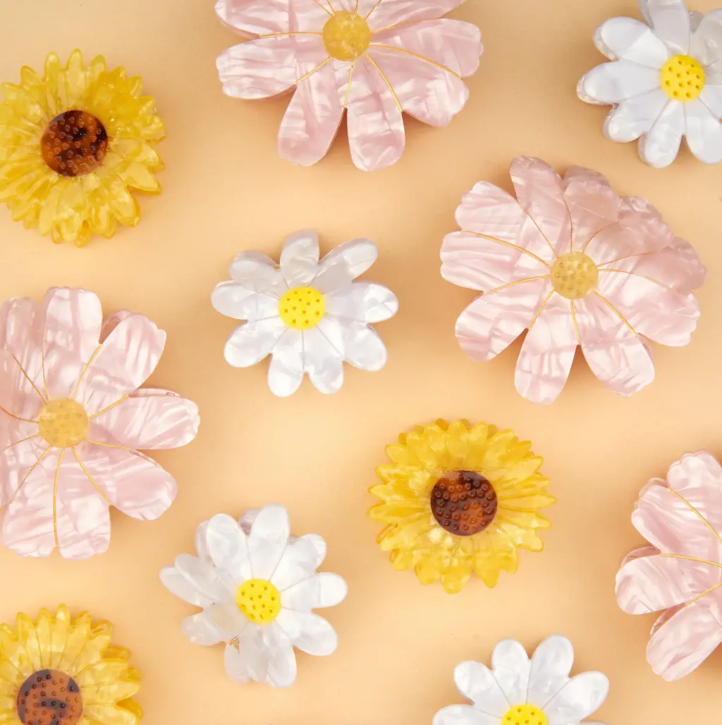 coucou-suzette-accessoire-accessory-cadeau-gift-tendance-mode-trendy-fashion-joli-jardin-lovely-garden-pince-cheveux-hair-claw-printemps-spring-cosmos-fleur-flower-pink-rose-paquerett