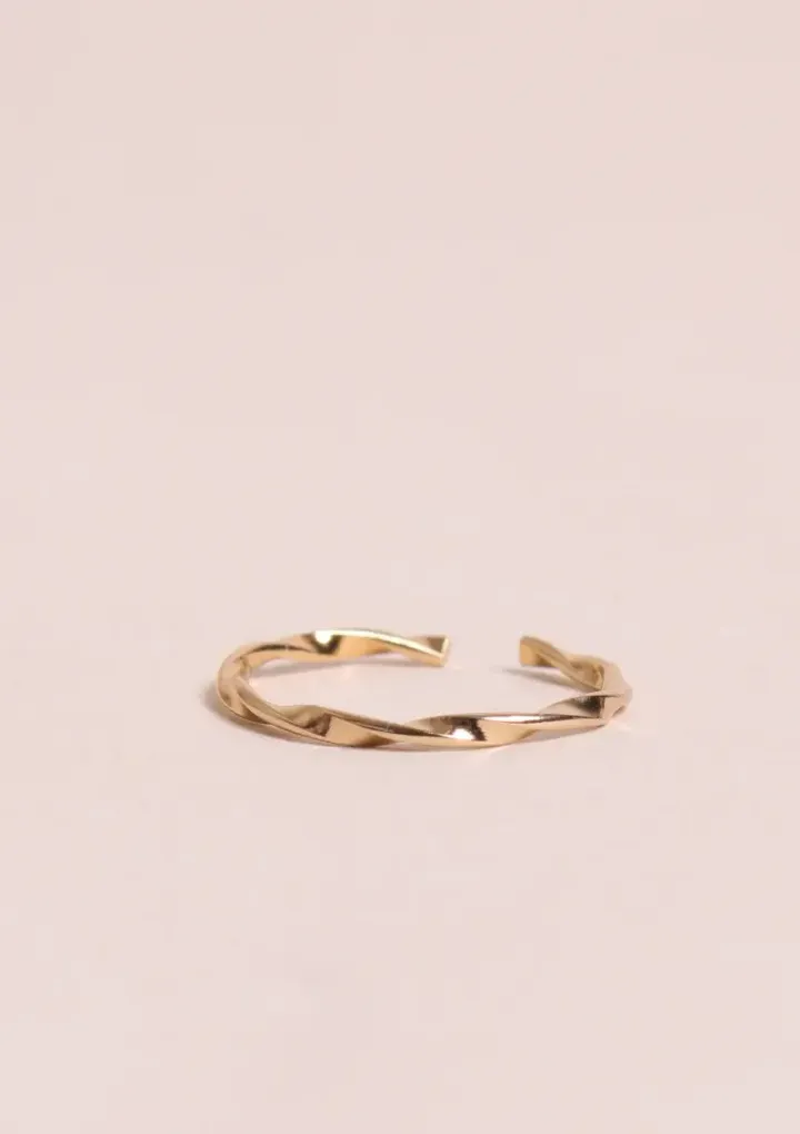 bague-alisa-waekura