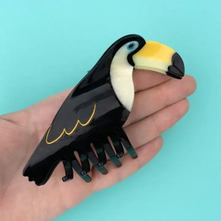 6972