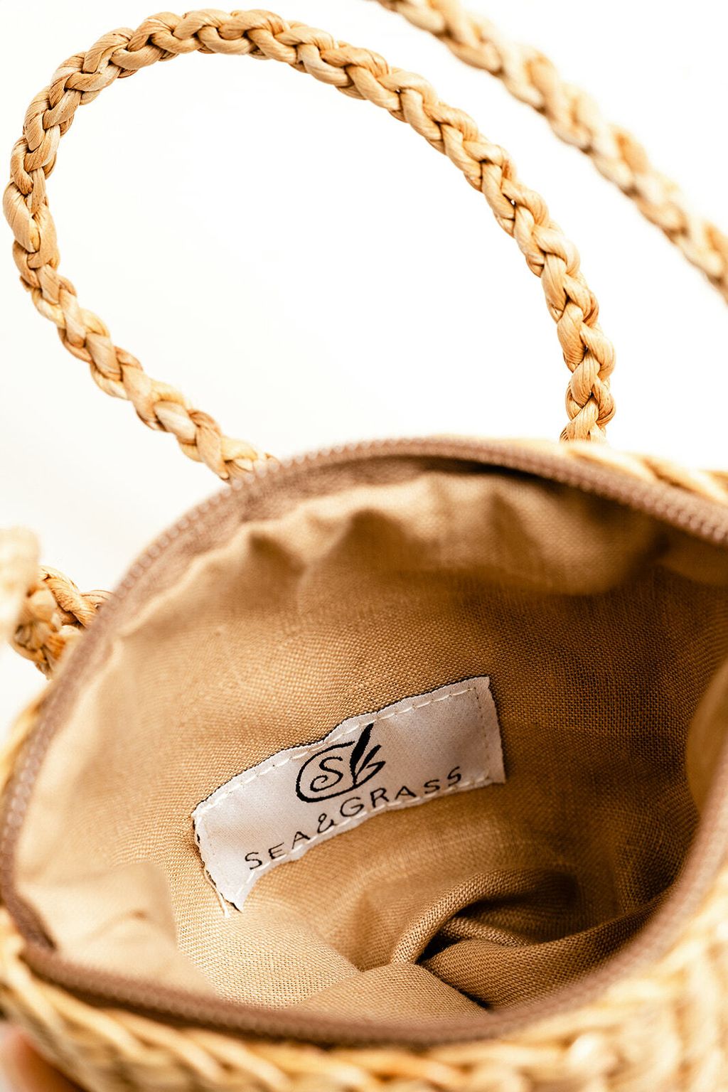 Sea and Grass Studio -58