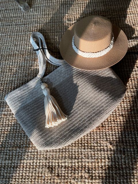 BD817039-46C3-40FF-A258-0B46122D53BF