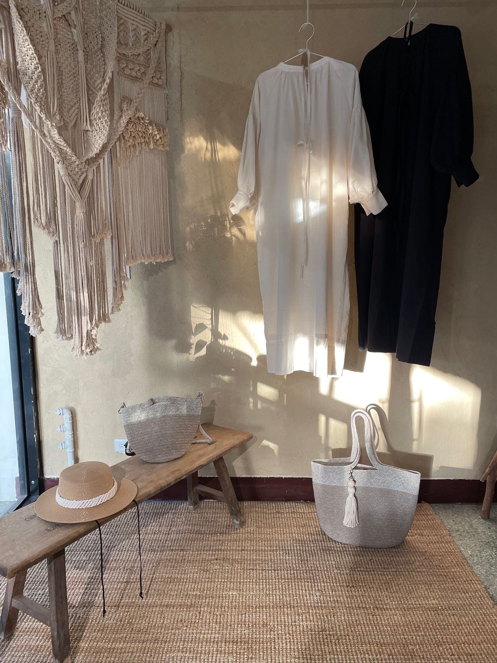 824CB851-BE3B-44B0-BA8A-B15EDB8D0EA4