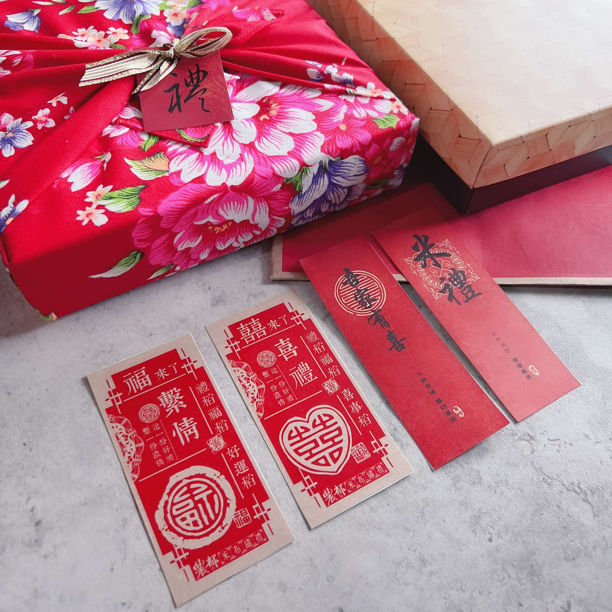 【農郁Gift】穀滿豐藏-客家牡丹花布米穀禮盒 【農郁Gift】穀滿豐藏-客家牡丹花布米穀禮盒