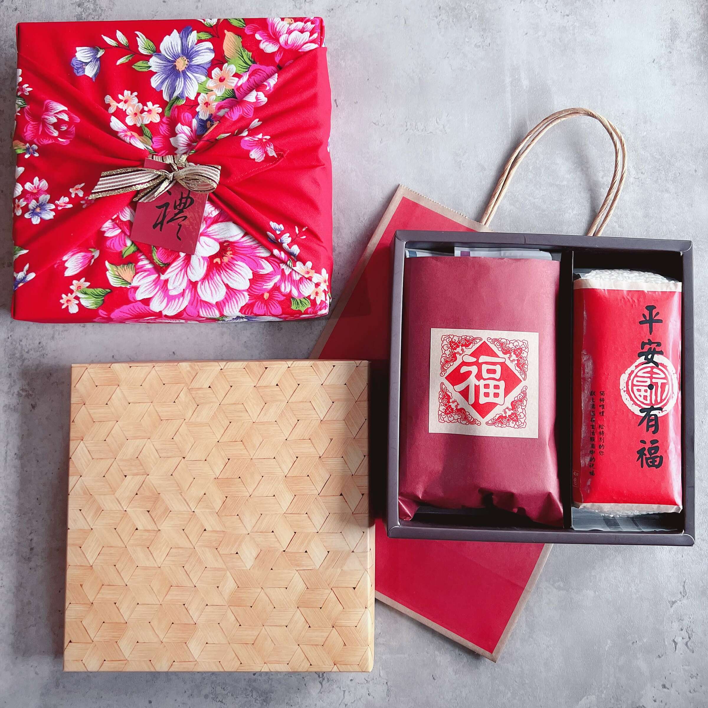 【農郁Gift】穀滿豐藏-客家牡丹花布米穀禮盒 【農郁Gift】穀滿豐藏-客家牡丹花布米穀禮盒