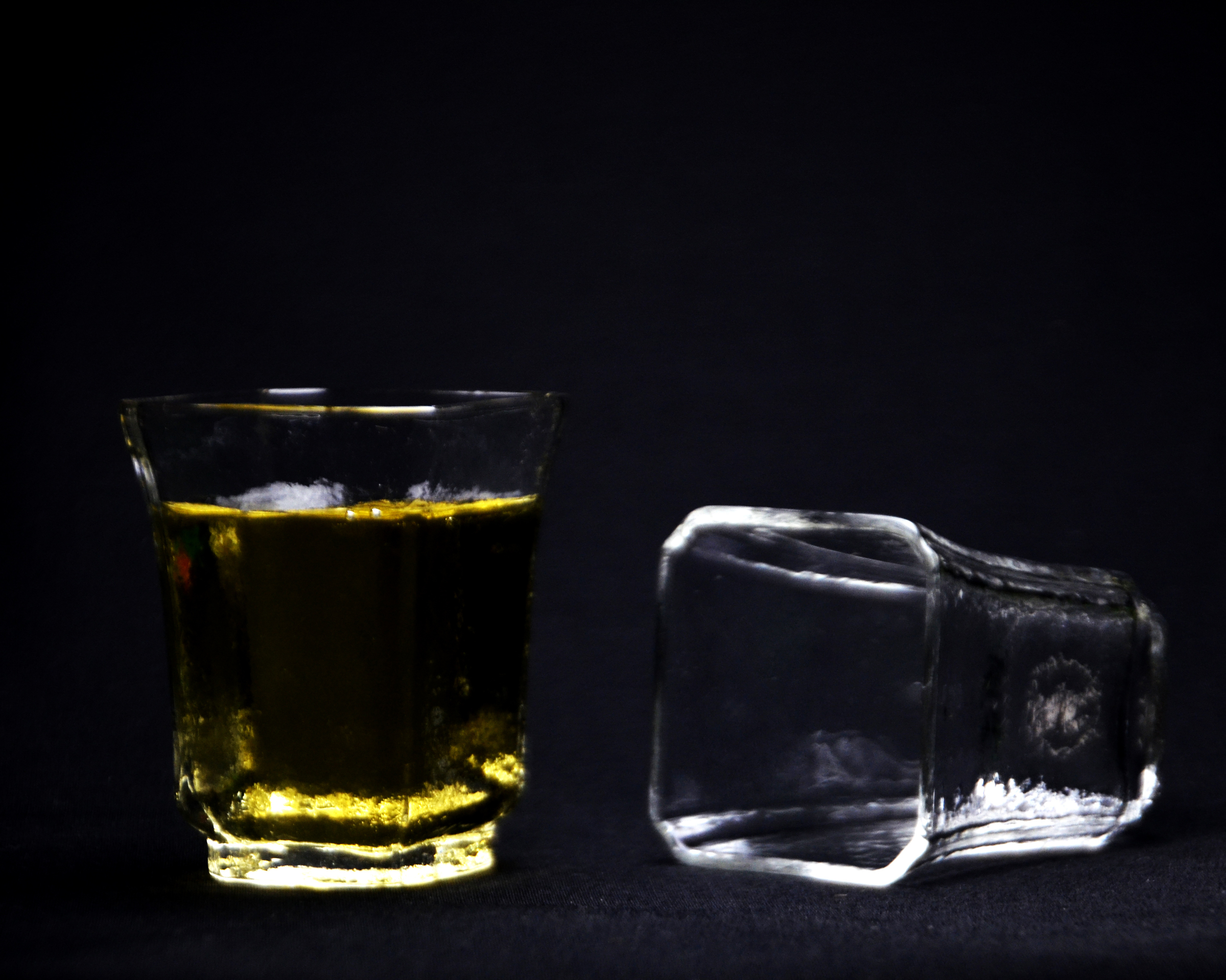 四方雪紋杯  (32).JPG
