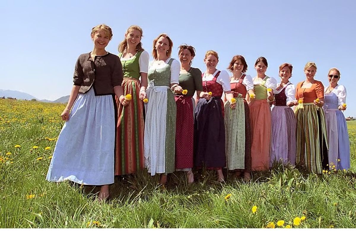 德國女性傳統服裝 Dirdln 阿爾卑斯村姑裙 慕尼黑啤酒節傳統服飾