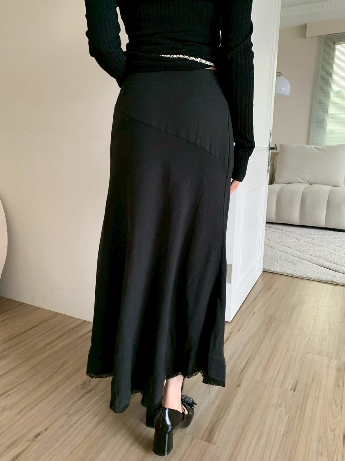 E52A5E07-9366-41D3-9A84-06B0455B5F50