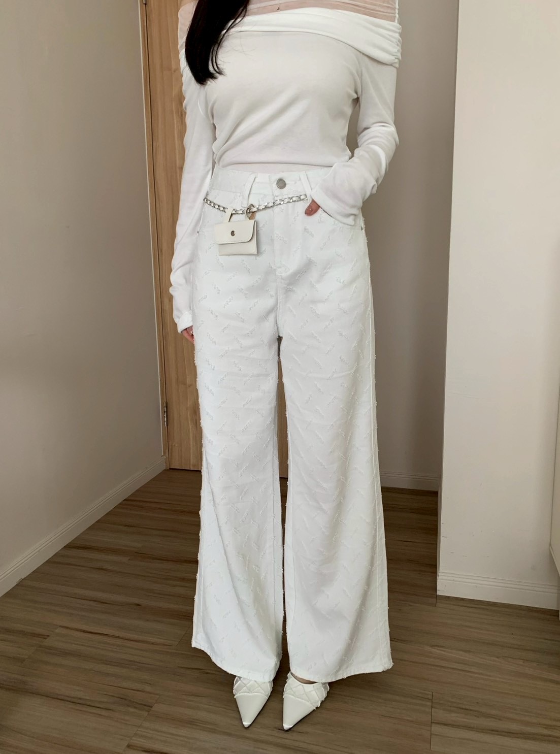 A82A30B1-F3F8-4013-B24F-CD6E6A258C59