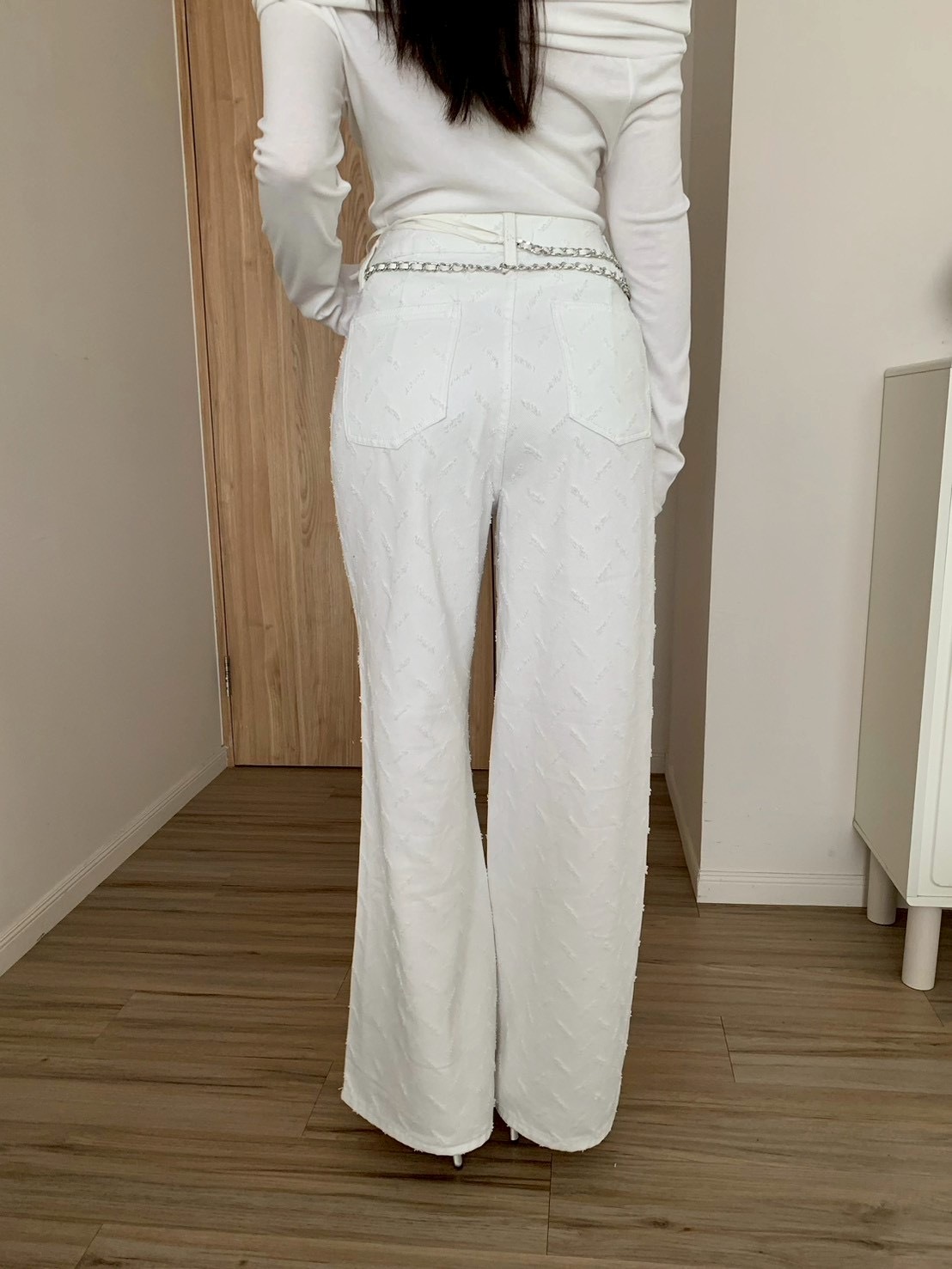 5F583749-8BC7-48C2-BE42-EBE38B0ED9B6