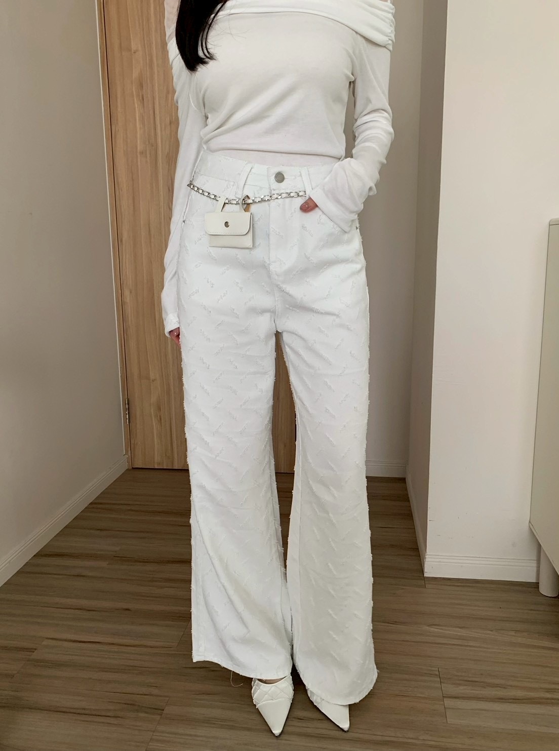 E6FD2731-5899-4337-ACC6-B57187EE3B95