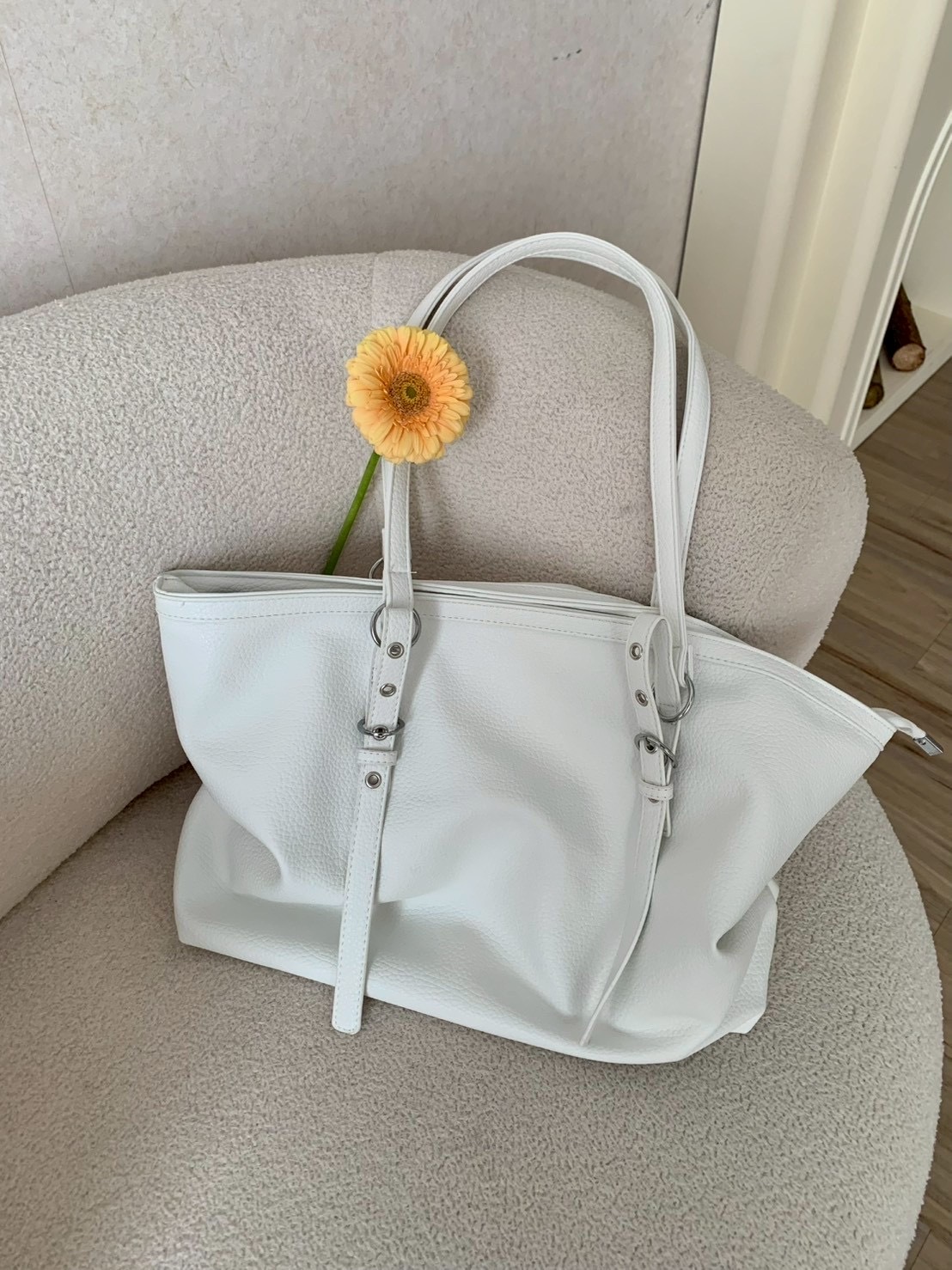 60357254-9B97-4160-A52F-765A976D54BD