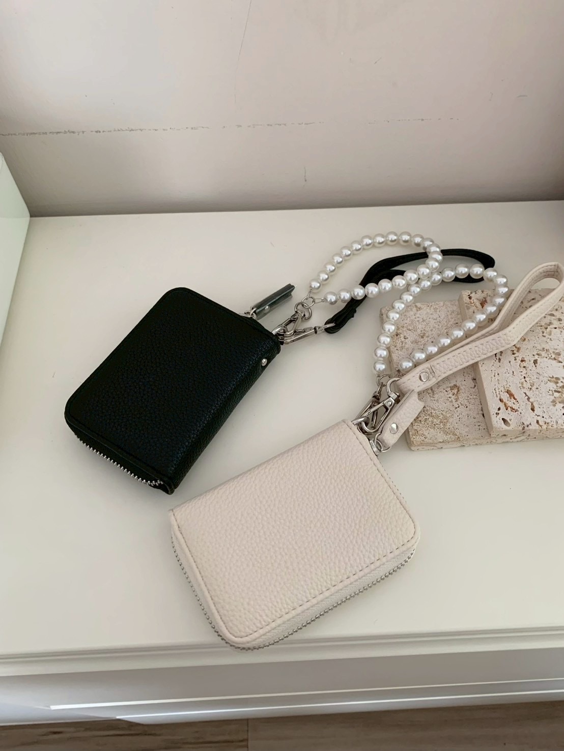 280379DF-FDF3-4644-B150-25CD14D8BFF3