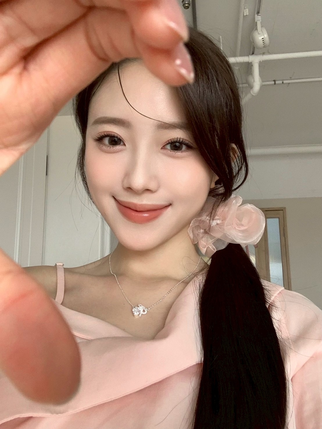 ABB1CDA0-6BFD-4AE3-95FA-5808C4C11267