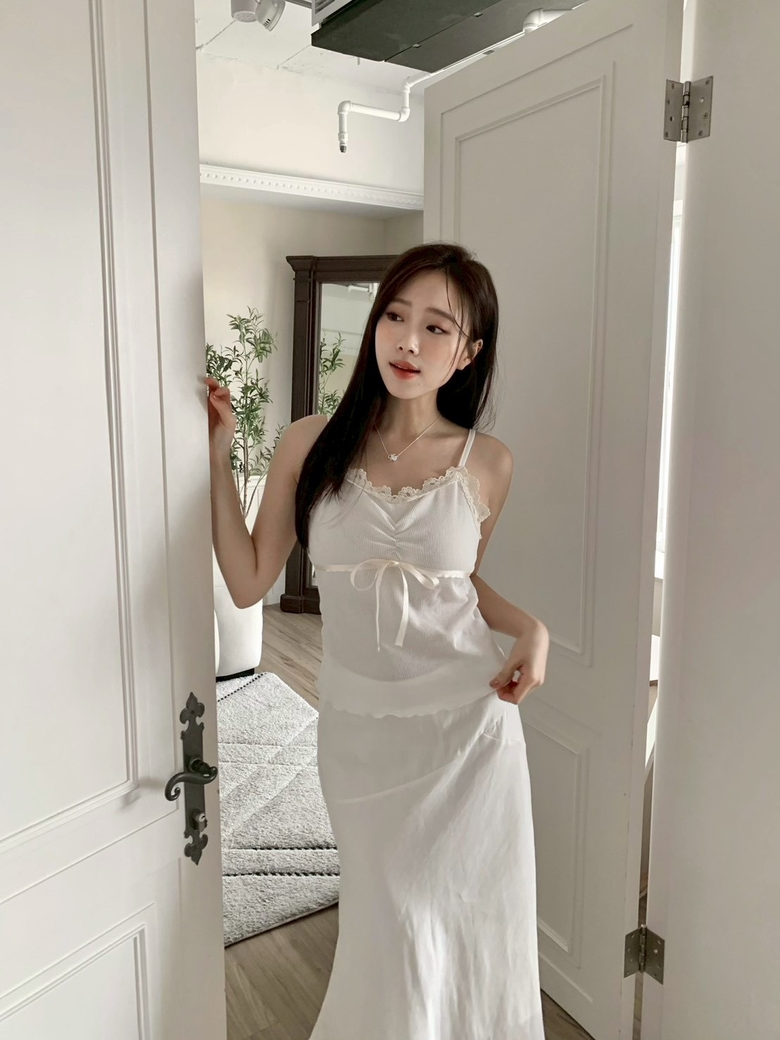 64681FC0-96A5-4ABA-8D78-00BD825EC65E