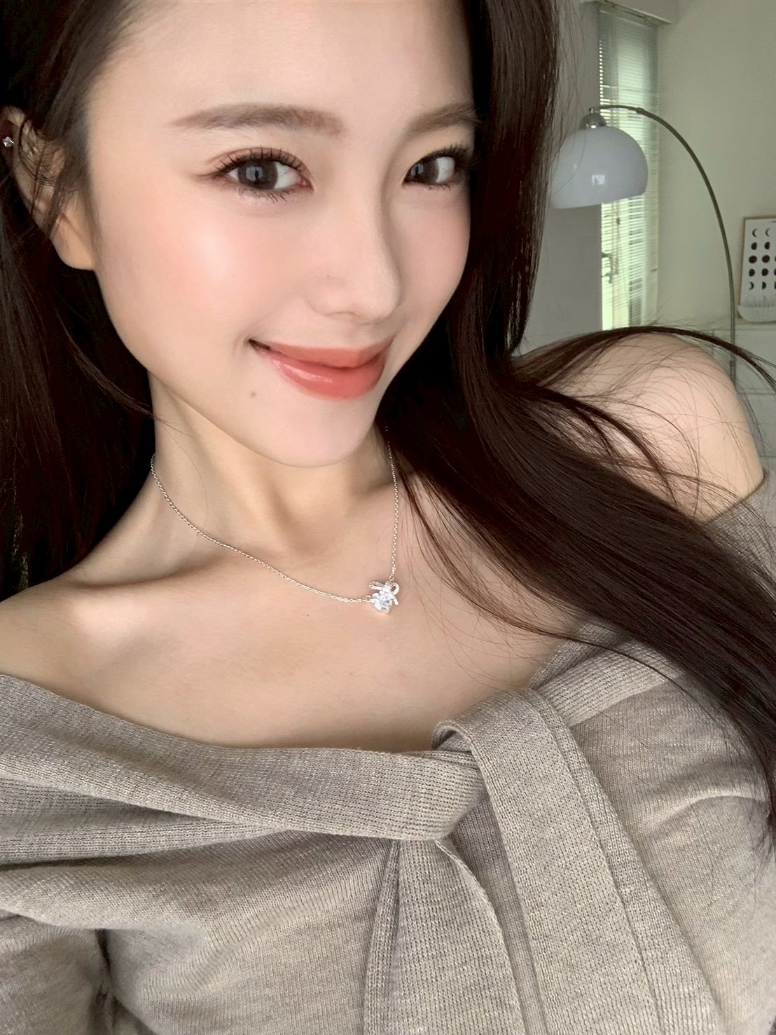 FC470EBF-C44B-42EC-A009-7A70543416F3