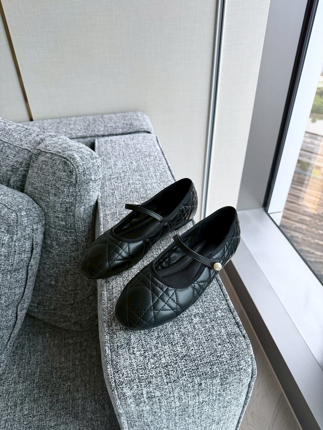 0514128B-4F26-45C9-A4F5-D469A08AB06F