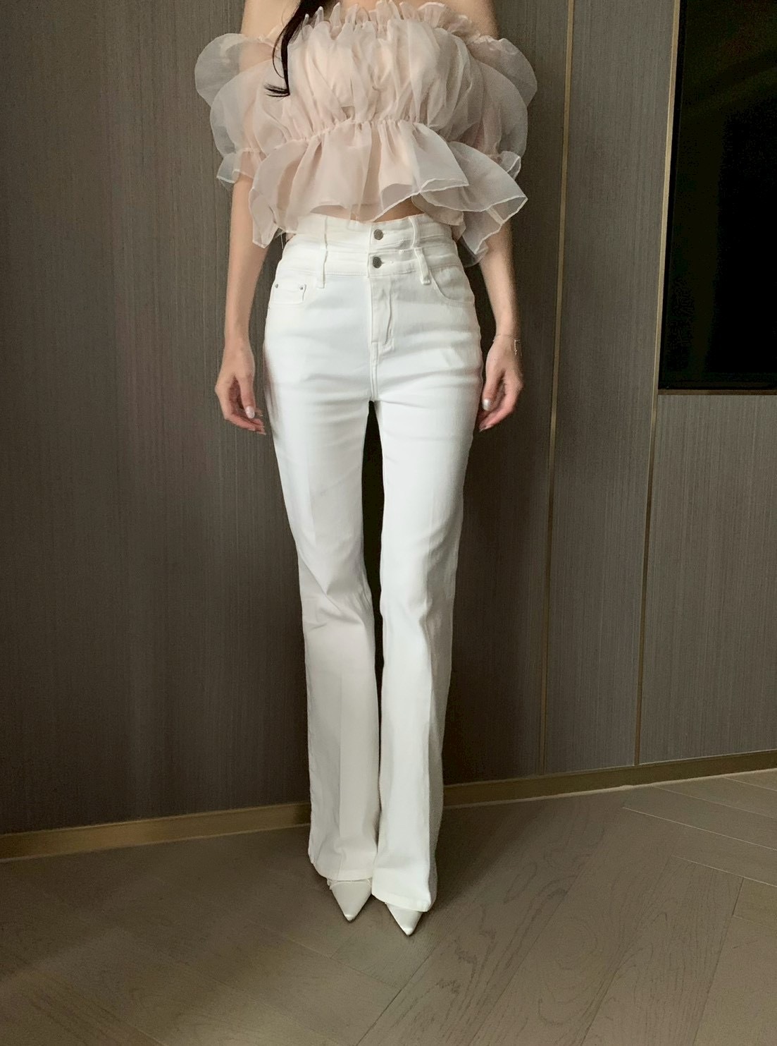 8D959305-F48A-4CF3-AEAA-CDBA4B419CA8